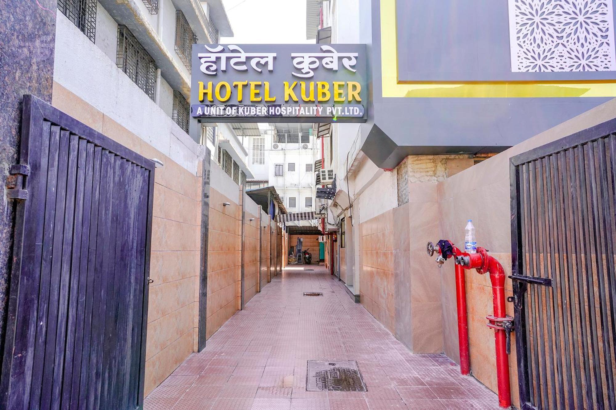 Hotel Fabexpress Kuber - Nr Apmc Vashi, Navi Mumbai