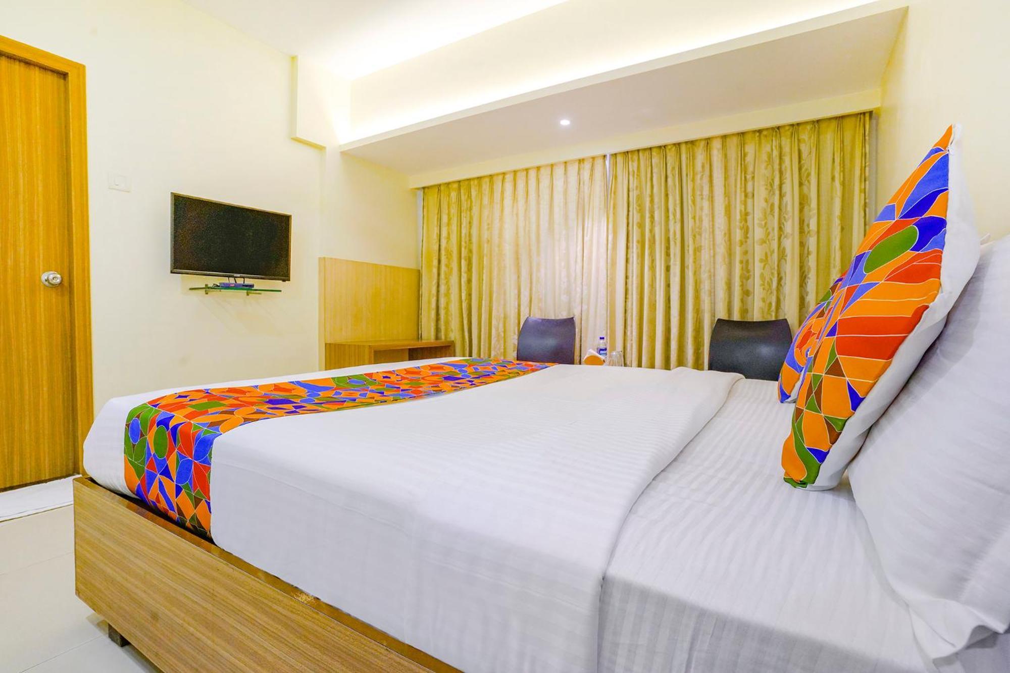 Fabexpress Kuber - Nr Apmc Vashi, Navi Hotel